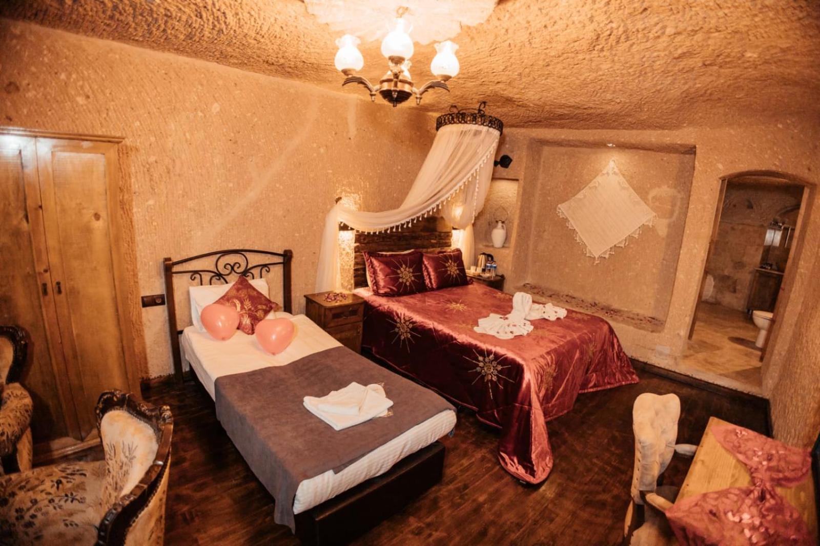 7 Oda Kapadokya Cave Hotel Урґюп Екстер'єр фото